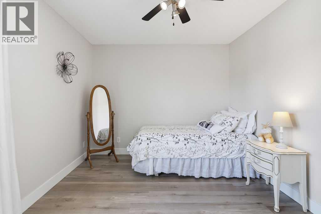 102, 123 Queensland Drive SE, Calgary, Alberta  T2J 5J4 - Photo 18 - A2303898