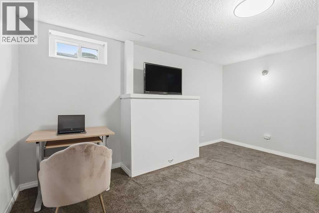 102, 123 Queensland Drive SE, Calgary, Alberta  T2J 5J4 - Photo 27 - A2303898