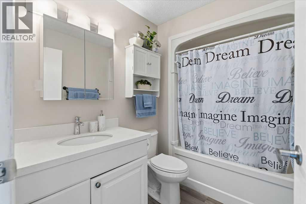 102, 123 Queensland Drive SE, Calgary, Alberta  T2J 5J4 - Photo 20 - A2303898