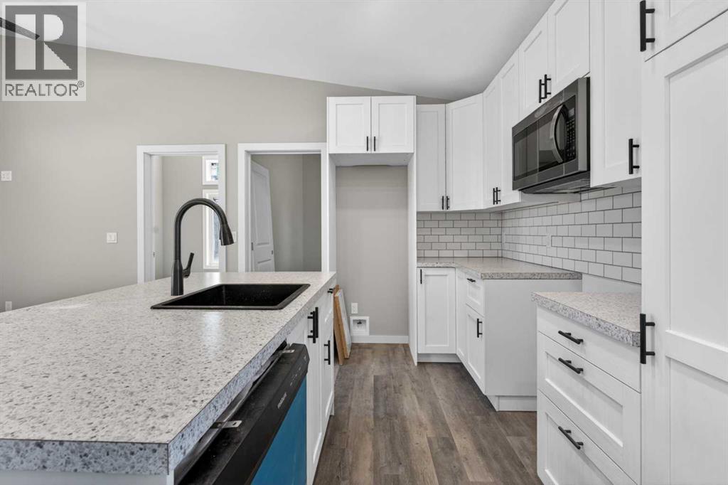 #14, 320 7 Avenue NE, Three Hills, Alberta  T0M 2N0 - Photo 12 - A2304476