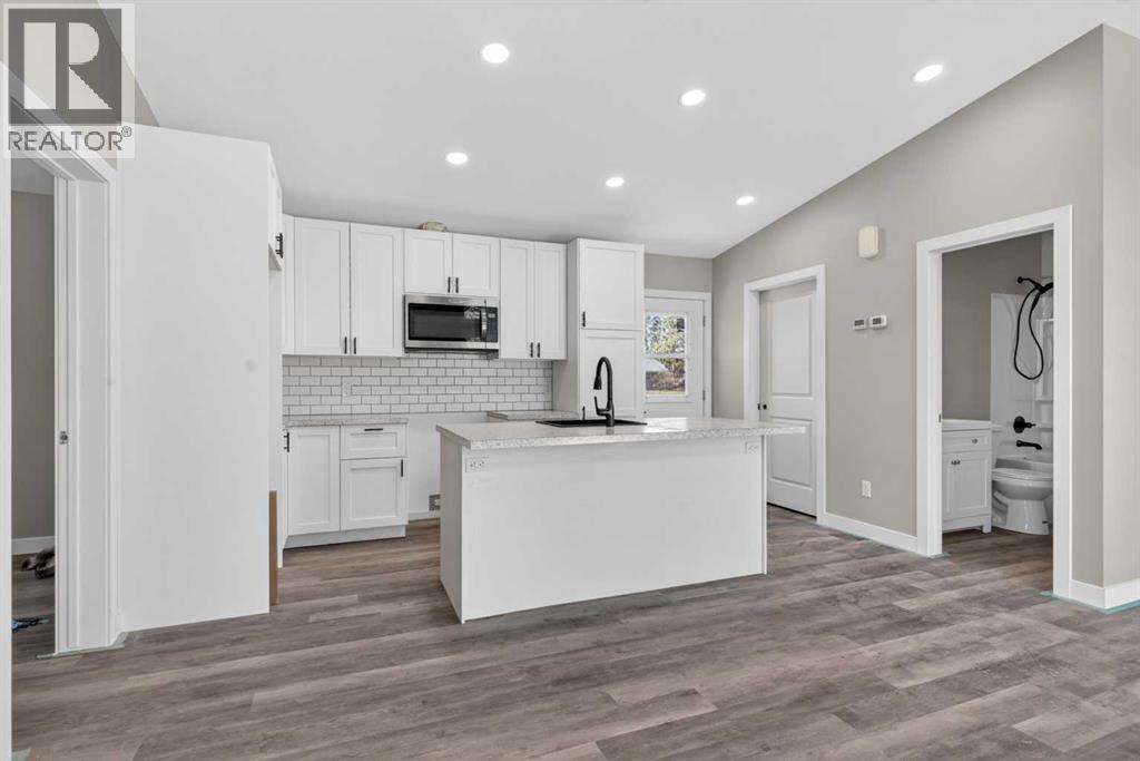 #14, 320 7 Avenue NE, Three Hills, Alberta  T0M 2N0 - Photo 13 - A2304476