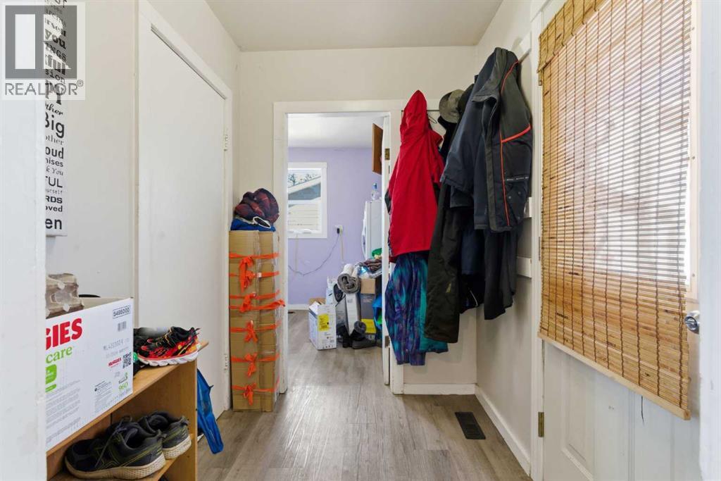 #33, 320 7 Avenue NE, Three Hills, Alberta  T0M 2N0 - Photo 9 - A2304509