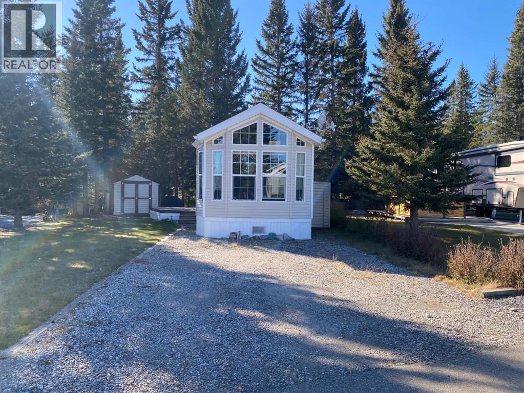 48 Coyote Creek, rural mountain view county, Alberta