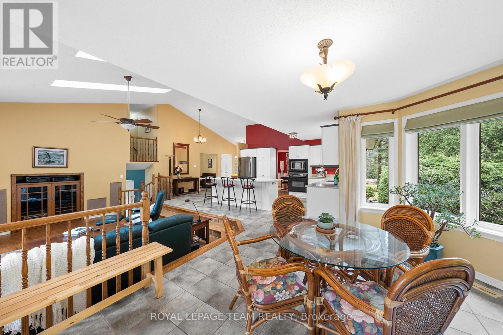 6461 Waddion Drive, Ottawa, Ontario  K4P 1E7 - Photo 12 - X13042862