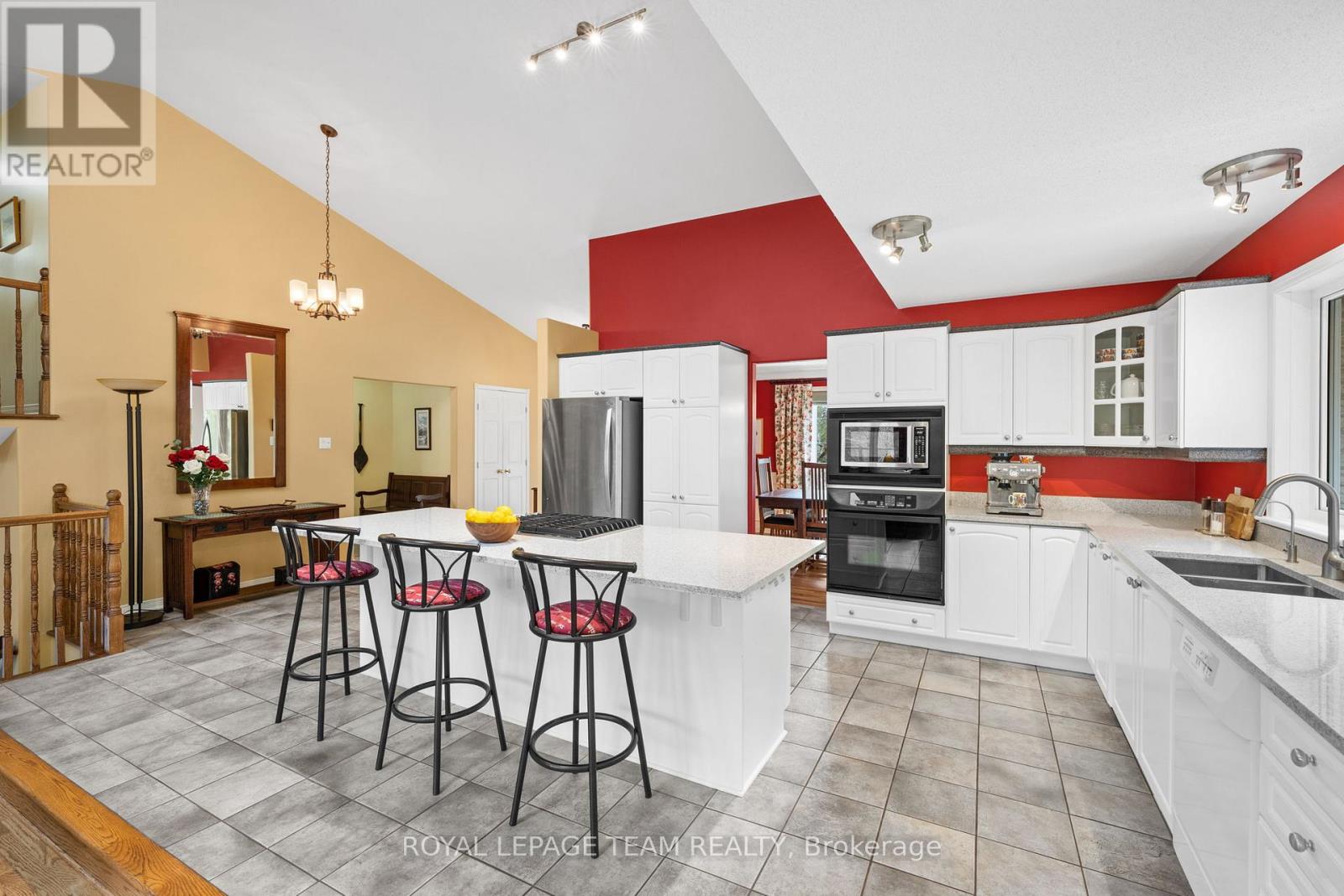 6461 Waddion Drive, Ottawa, Ontario  K4P 1E7 - Photo 9 - X13042862