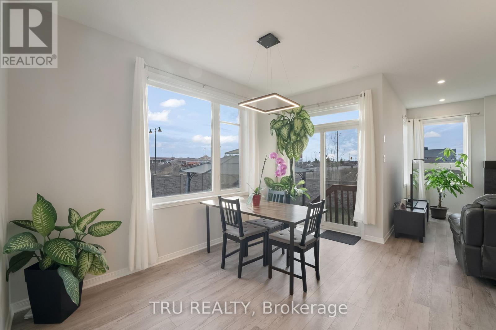 1 Stokes Drive, Carleton Place, Ontario  K7C 0J6 - Photo 4 - X13042910