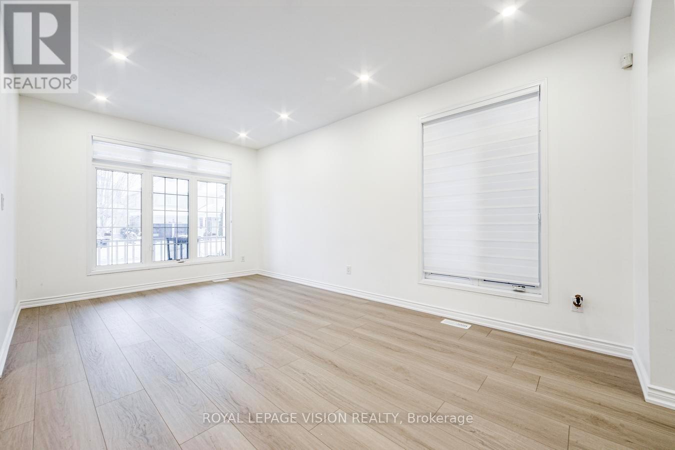 124 Alfred Paterson Drive, Markham, Ontario  L6E 1L5 - Photo 10 - N12996504