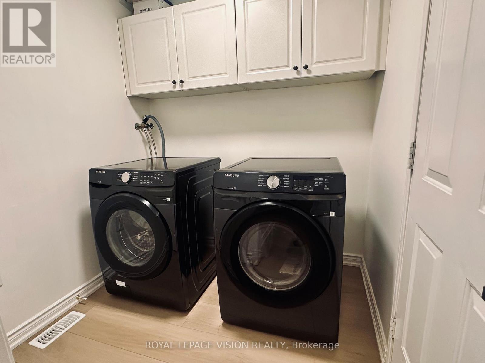 124 Alfred Paterson Drive, Markham, Ontario  L6E 1L5 - Photo 25 - N12996504