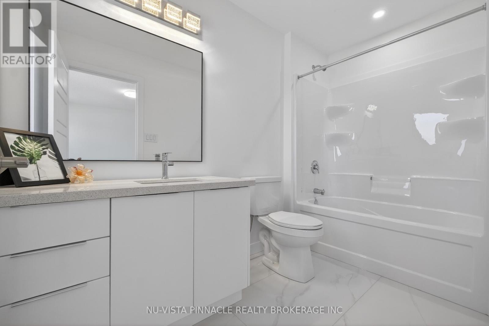 236 Greene Street, South Huron, Ontario  N0M 1S3 - Photo 24 - X12954856