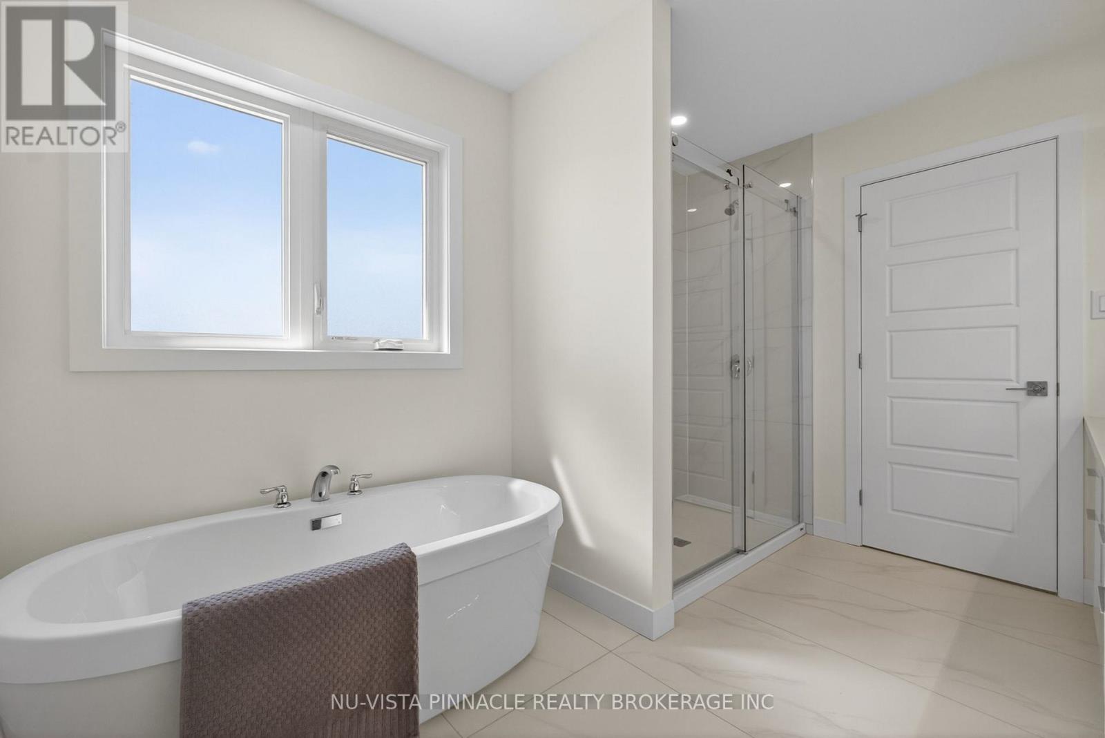 236 Greene Street, South Huron, Ontario  N0M 1S3 - Photo 40 - X12954856