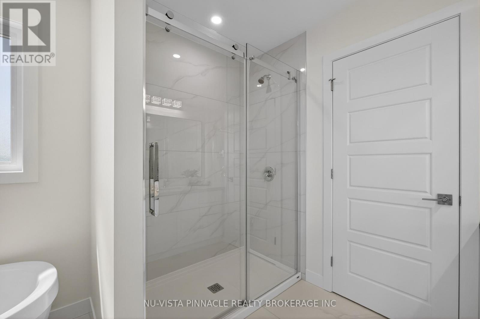 236 Greene Street, South Huron, Ontario  N0M 1S3 - Photo 41 - X12954856