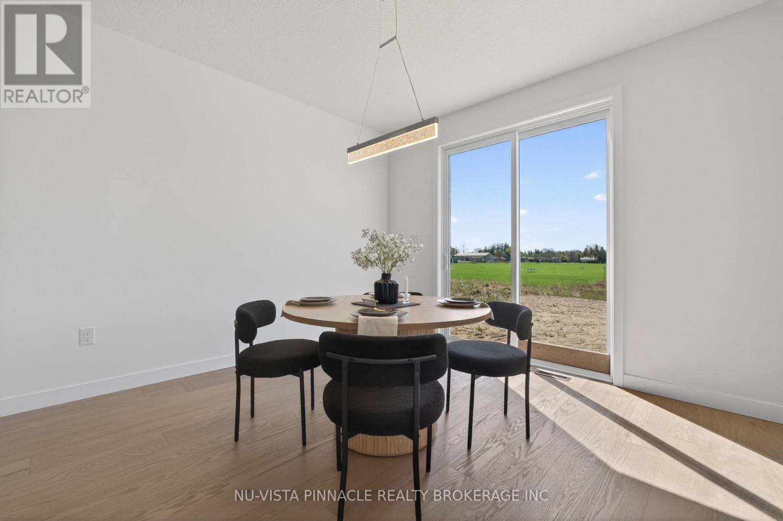 236 Greene Street, South Huron, Ontario  N0M 1S3 - Photo 8 - X12954856