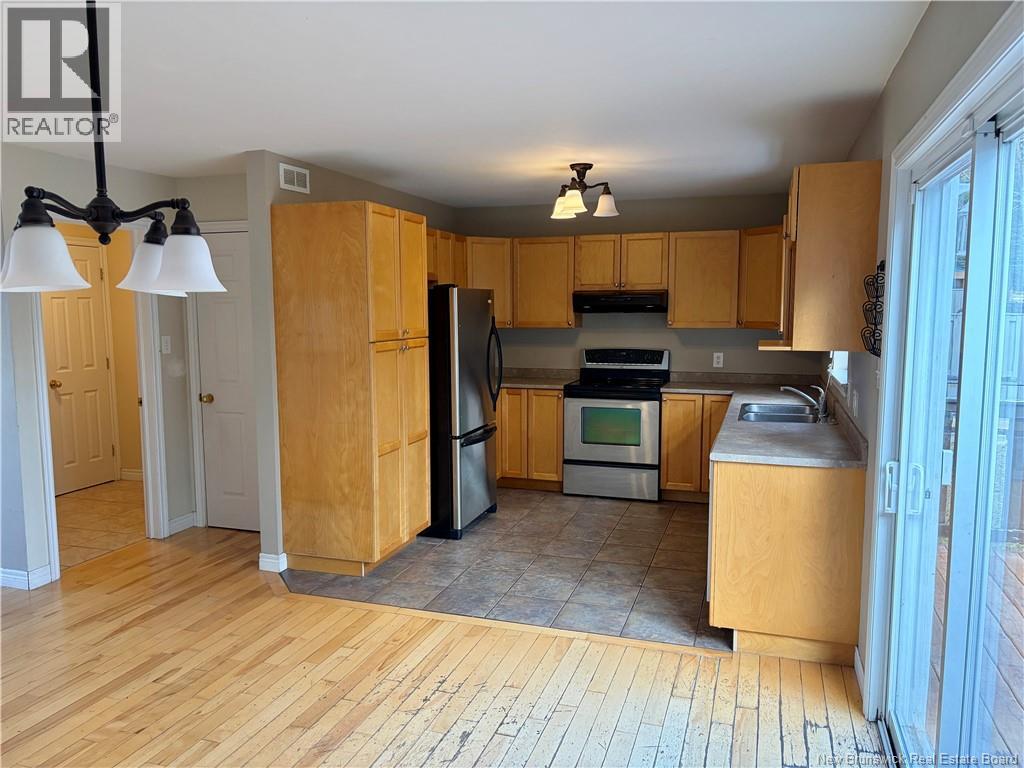 55 Beaujolais Crescent, Dieppe, New Brunswick  E1A 8T3 - Photo 11 - NB134179