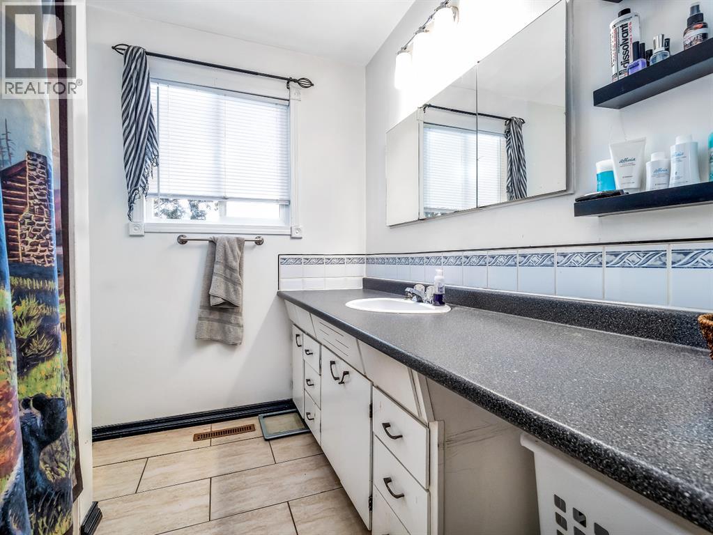 5502 45 Avenue, Taber, Alberta  T1G 1C4 - Photo 24 - A2303973