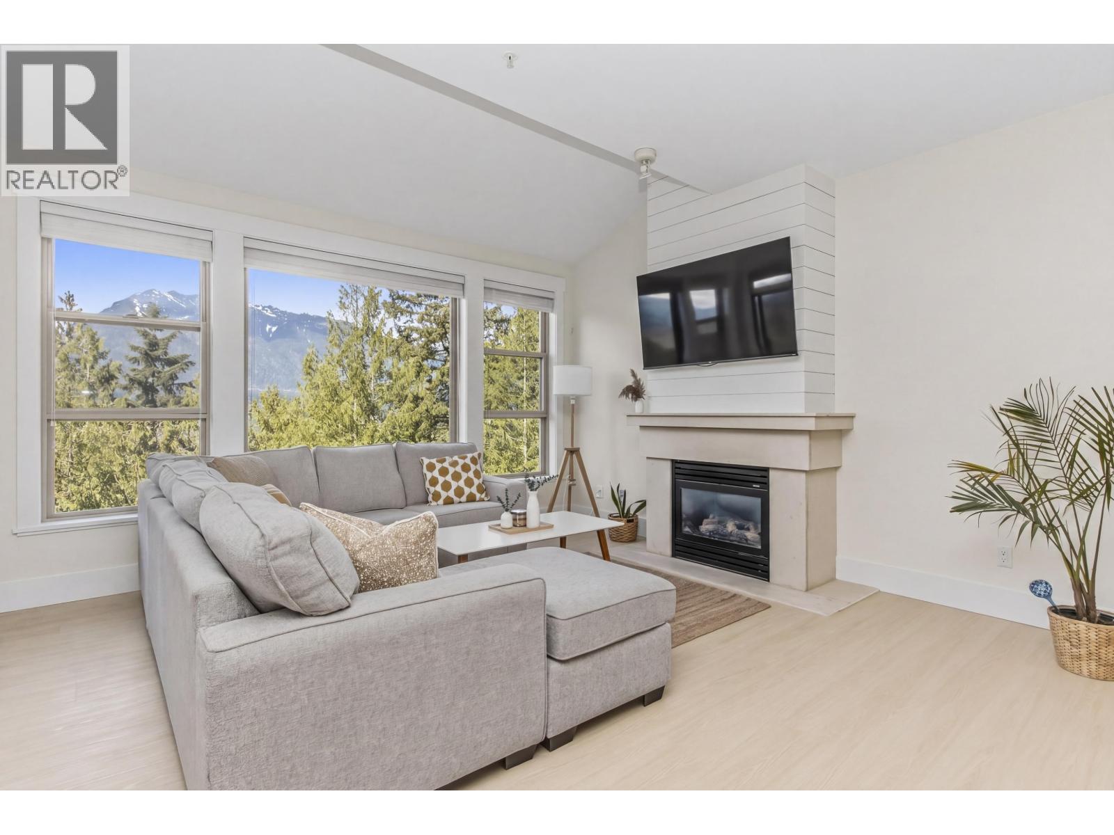 17 1026 Glacier View Drive, Squamish, British Columbia  V8B 0G1 - Photo 5 - R3115633