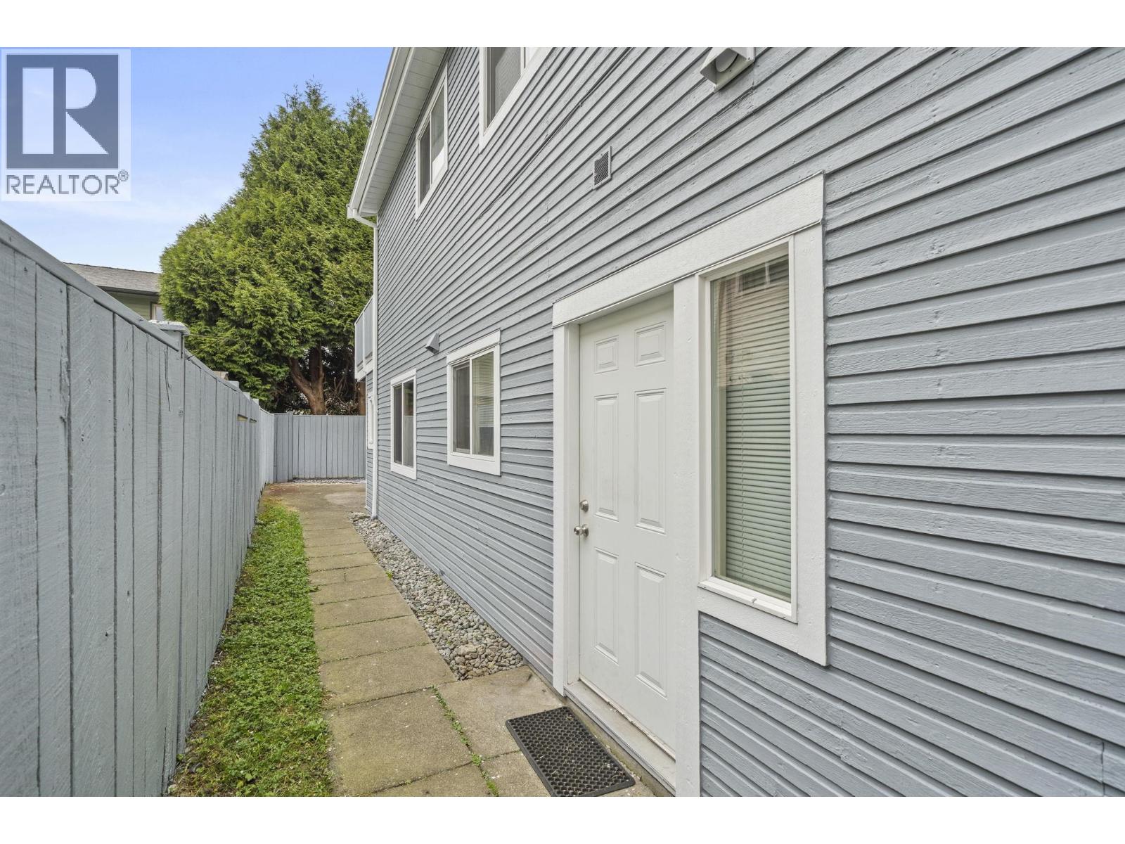 765 Clarke Road, Coquitlam, British Columbia  V3J 7P3 - Photo 4 - R3115642