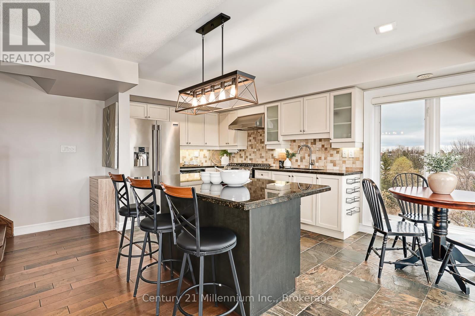 201 - 6 Joseph Trail, Collingwood, Ontario  L9Y 0J2 - Photo 10 - S13042808