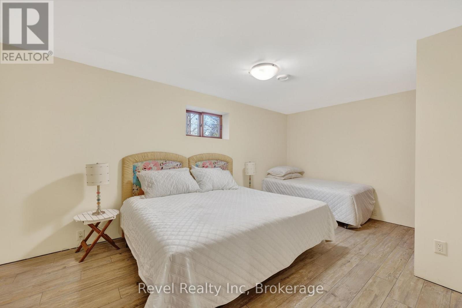 12 Walker Road, Tiny, Ontario  L0L 2J0 - Photo 35 - S13042930