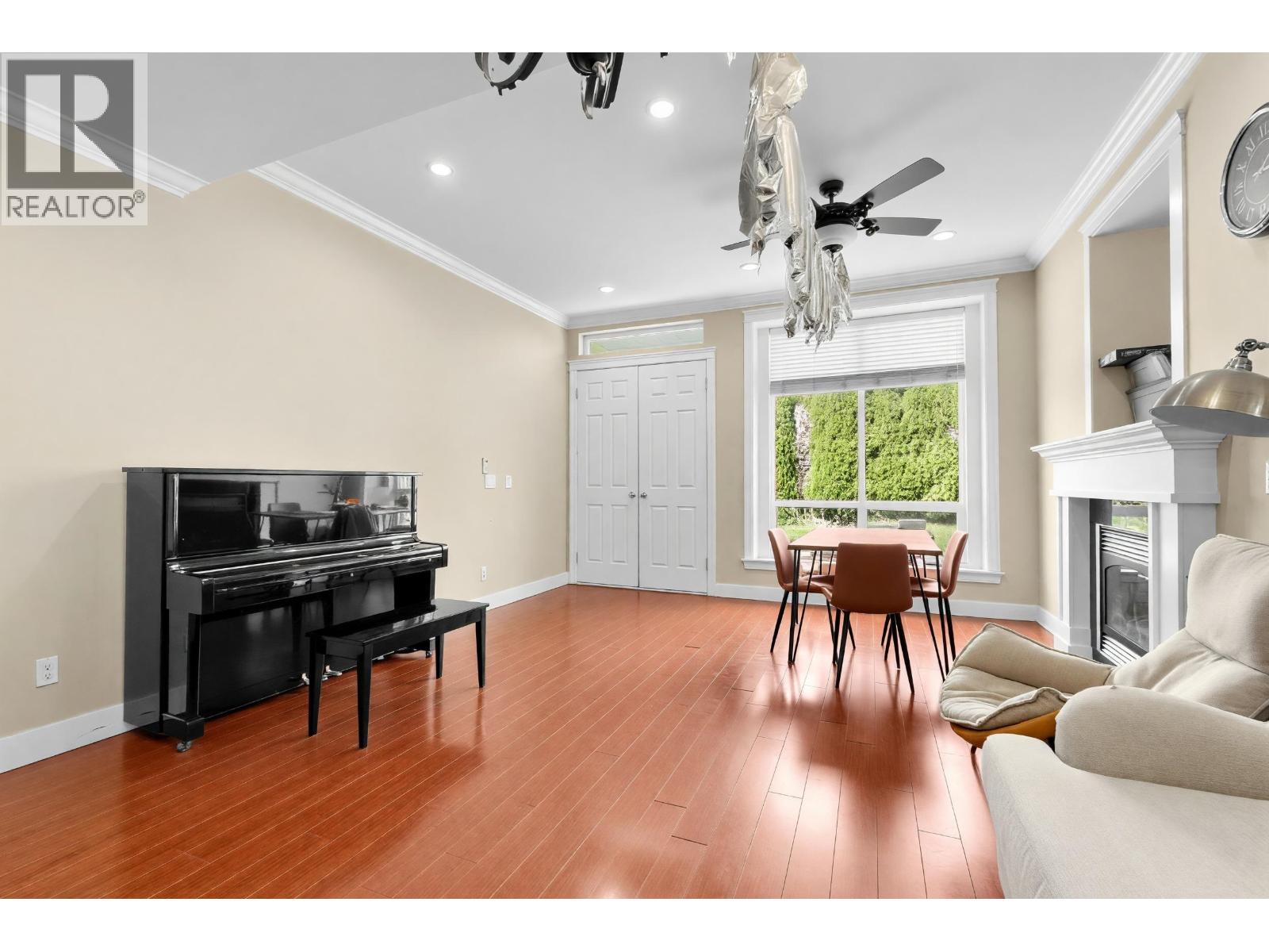 5880 Irmin Street, Burnaby, British Columbia  V5J 1Y9 - Photo 7 - R3115432