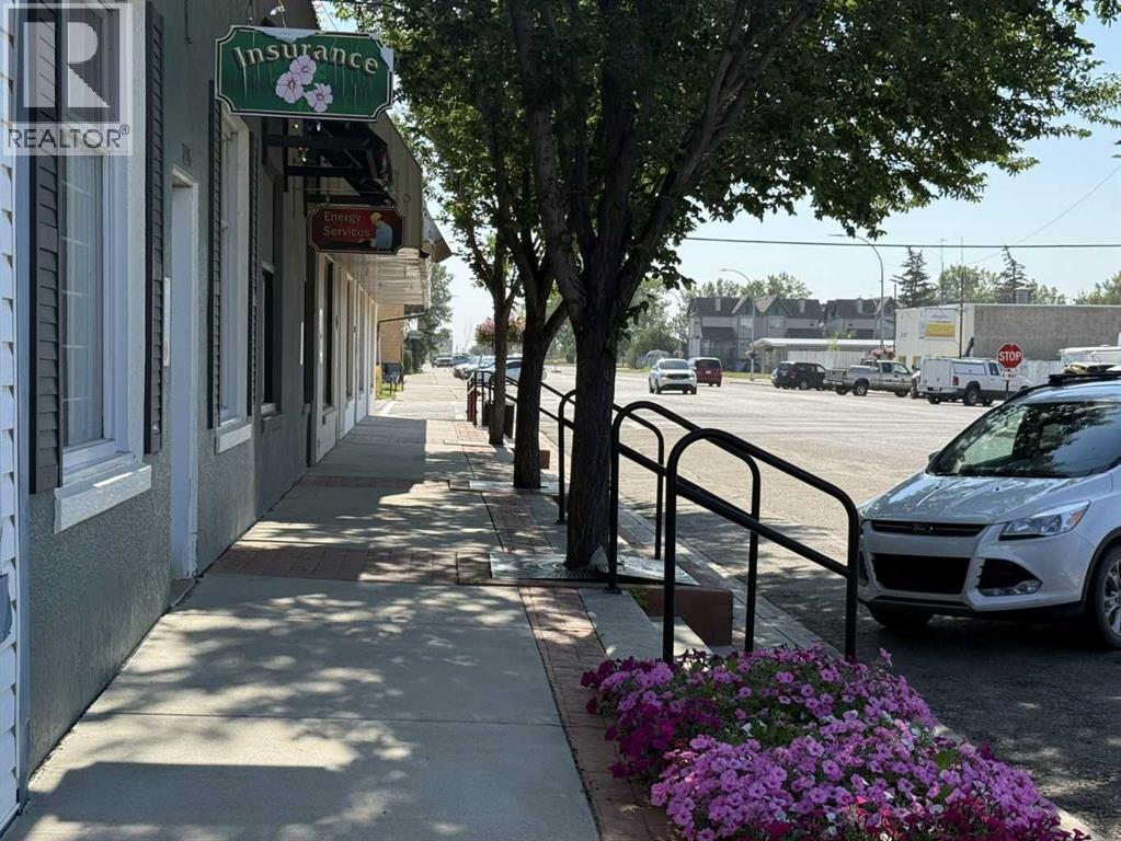 Lot 18, 223 6 Street, Beiseker, Alberta  T0M 0G0 - Photo 4 - A2302886