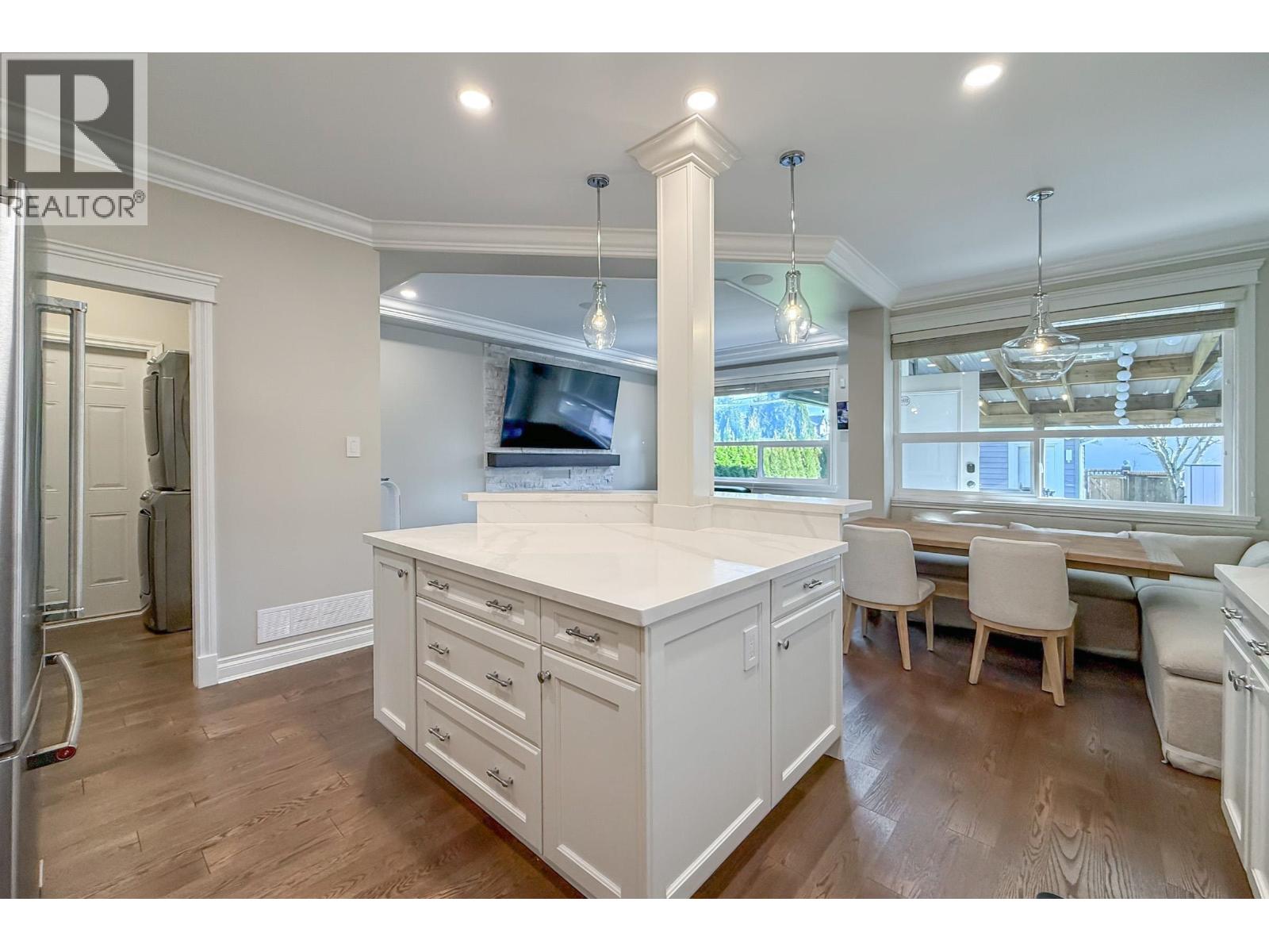 1458 William Avenue, North Vancouver, British Columbia  V7L 4G2 - Photo 6 - R3115627