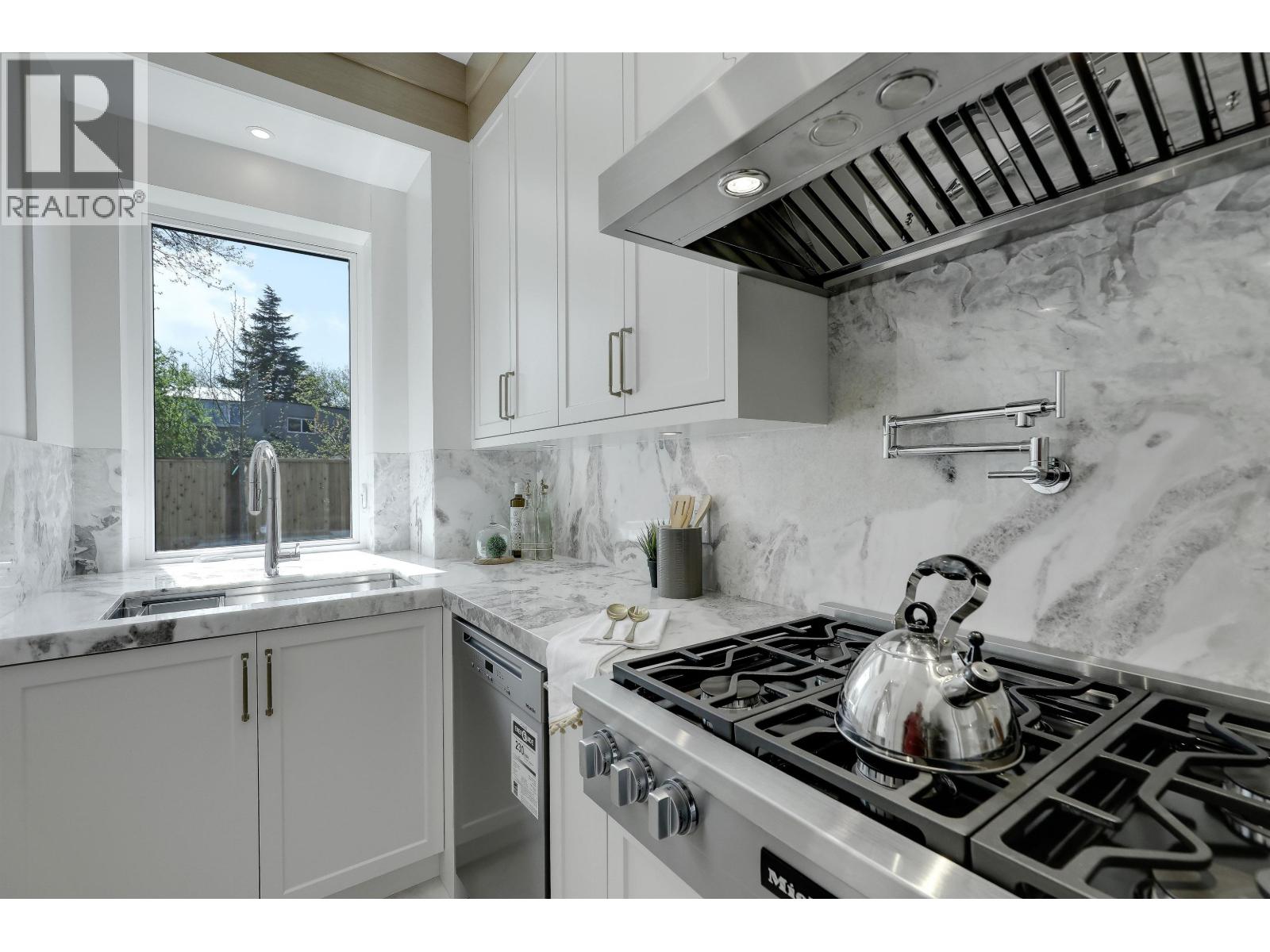 4520 Lancelot Drive, Richmond, British Columbia  V7C 4S3 - Photo 29 - R3115643