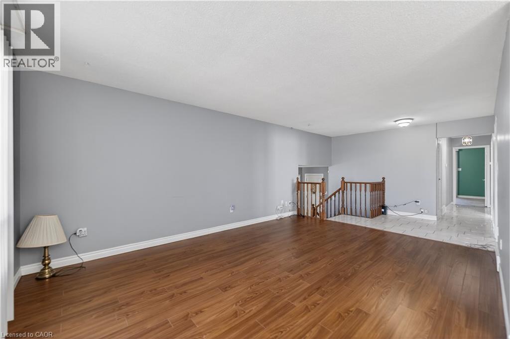 19 Lynwood Drive, Hamilton, Ontario  L8E 3E7 - Photo 11 - 40824117