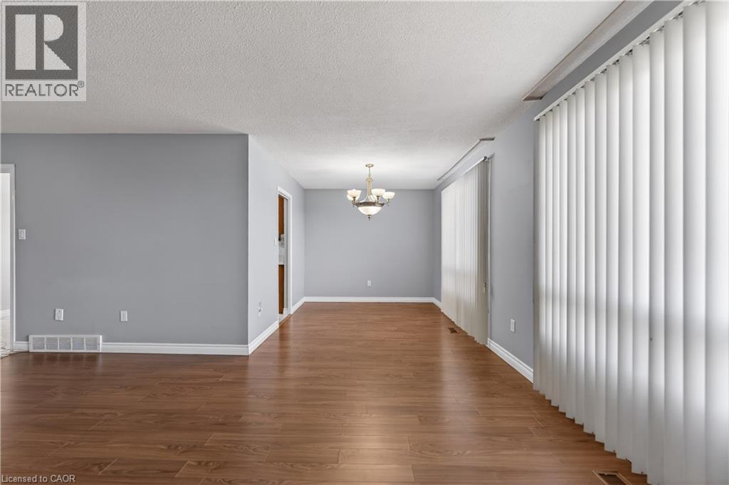 19 Lynwood Drive, Hamilton, Ontario  L8E 3E7 - Photo 14 - 40824117