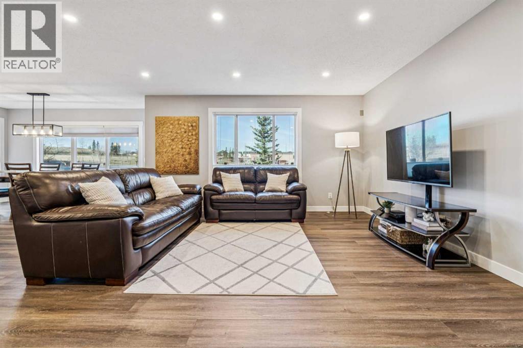 153 Panamount Close Nw, Calgary, Alberta  T3K 5P6 - Photo 13 - A2304926