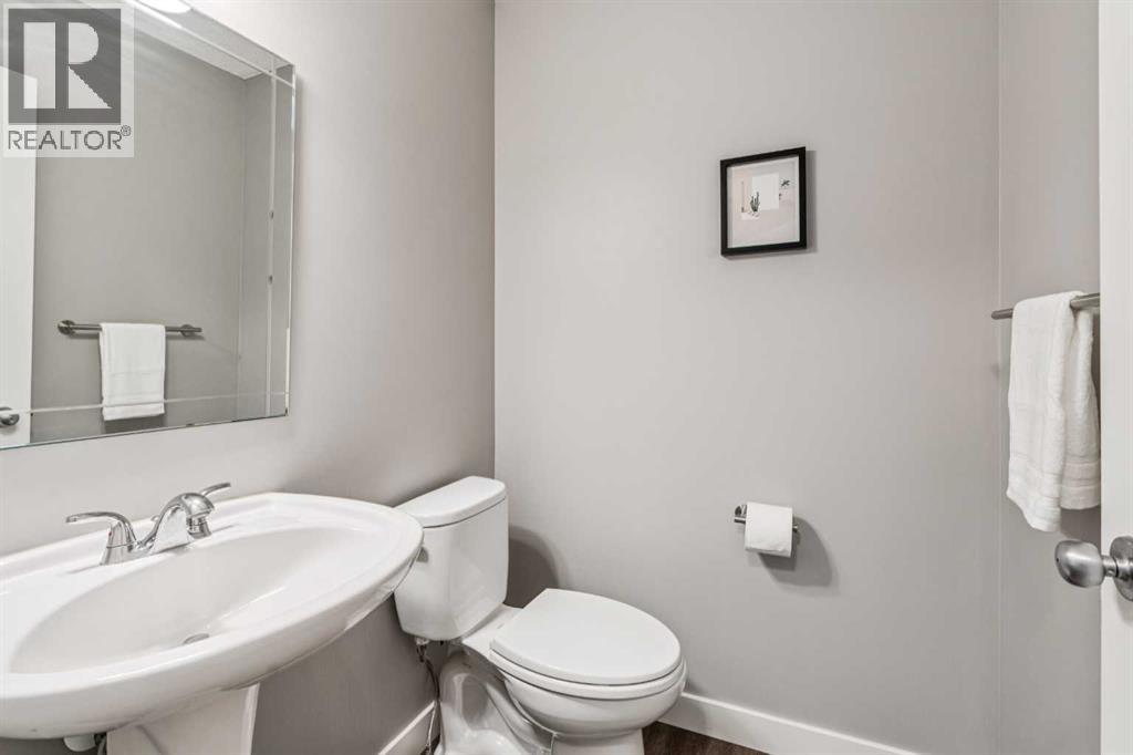 153 Panamount Close Nw, Calgary, Alberta  T3K 5P6 - Photo 15 - A2304926