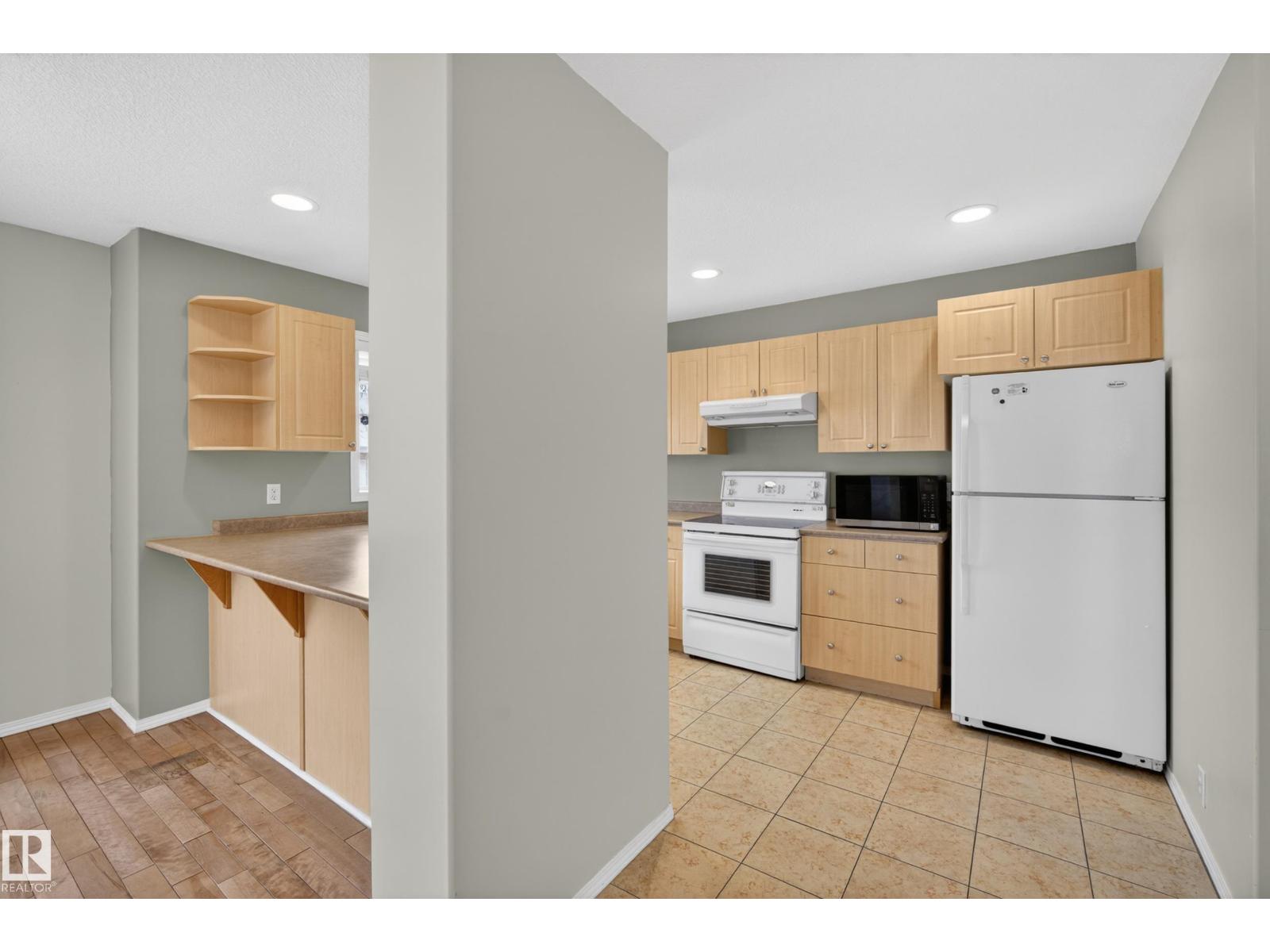 8721 88 Av Nw, Edmonton, Alberta  T6C 1J4 - Photo 14 - E4484132