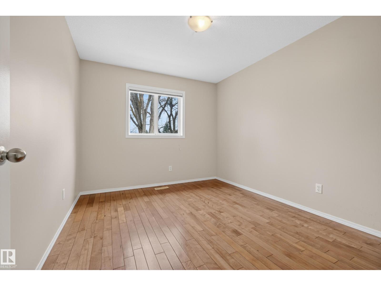 8721 88 Av Nw, Edmonton, Alberta  T6C 1J4 - Photo 30 - E4484132