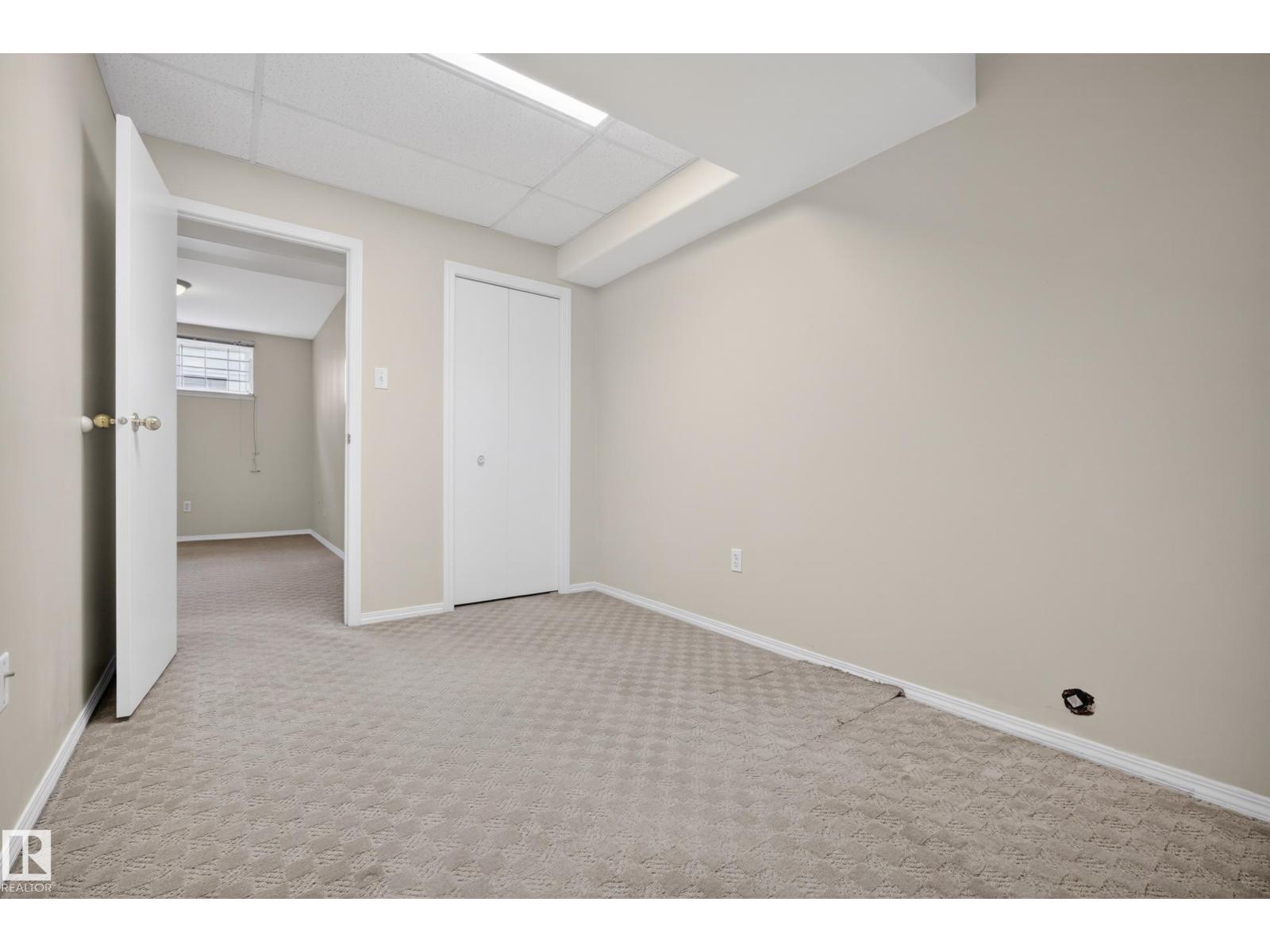 8721 88 Av Nw, Edmonton, Alberta  T6C 1J4 - Photo 39 - E4484132