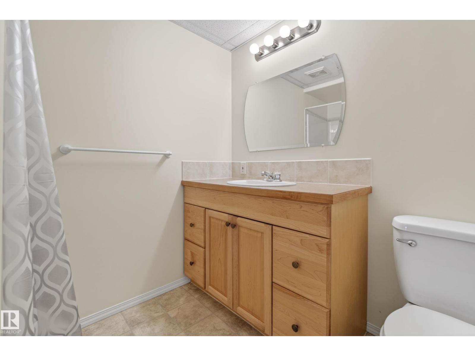 8721 88 Av Nw, Edmonton, Alberta  T6C 1J4 - Photo 40 - E4484132