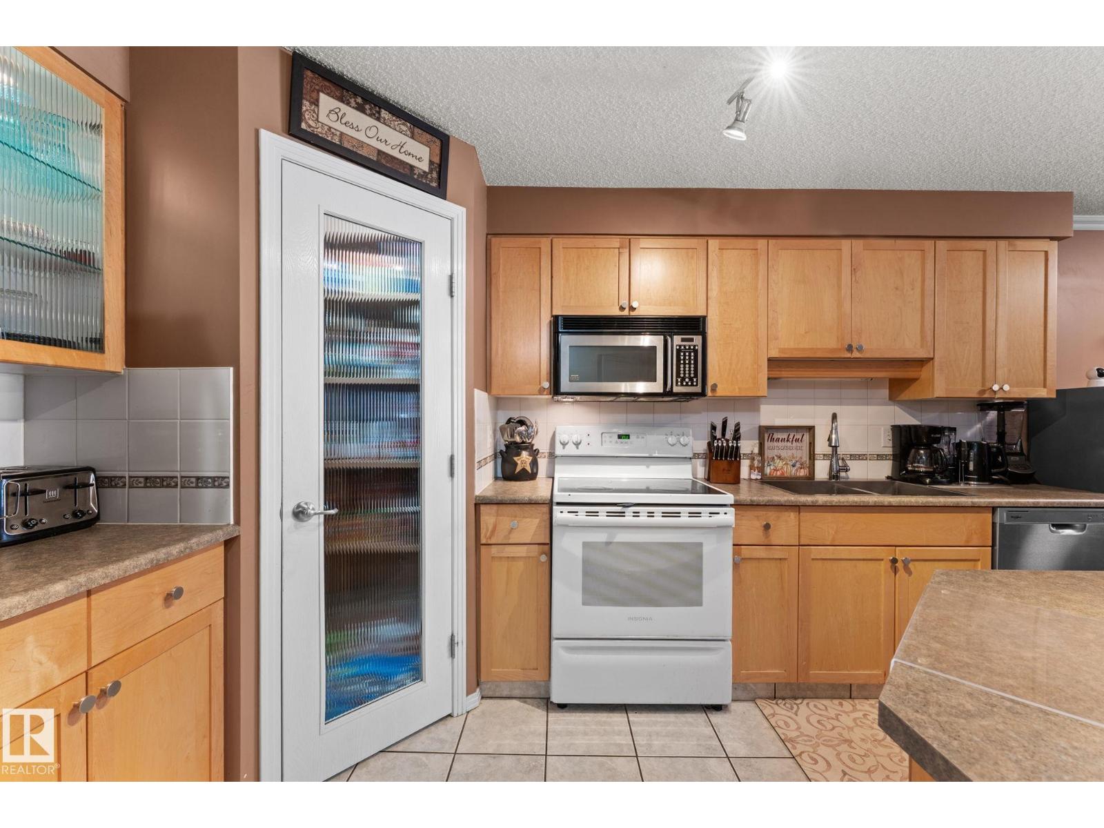 #203 8909 100 St Nw, Edmonton, Alberta  T6E 6T4 - Photo 11 - E4484134
