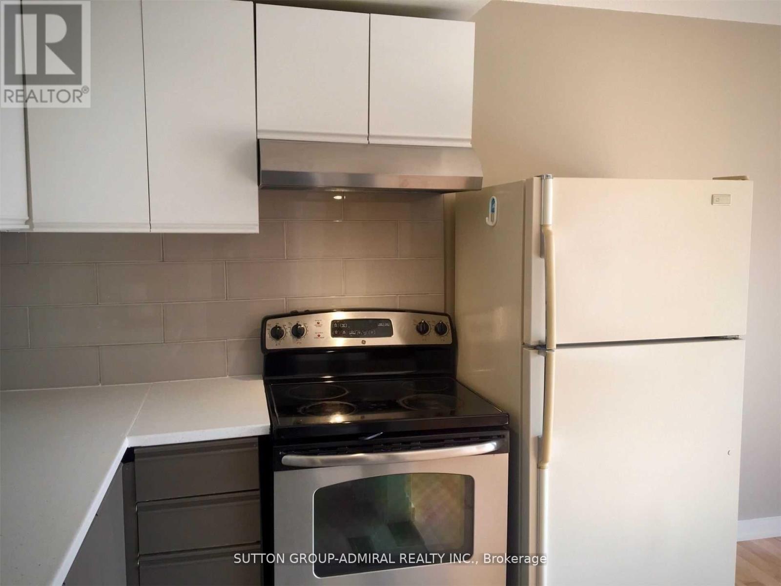 Main Fl - 4 Nootka Crescent, Toronto, Ontario  M2H 2X6 - Photo 14 - C13042838