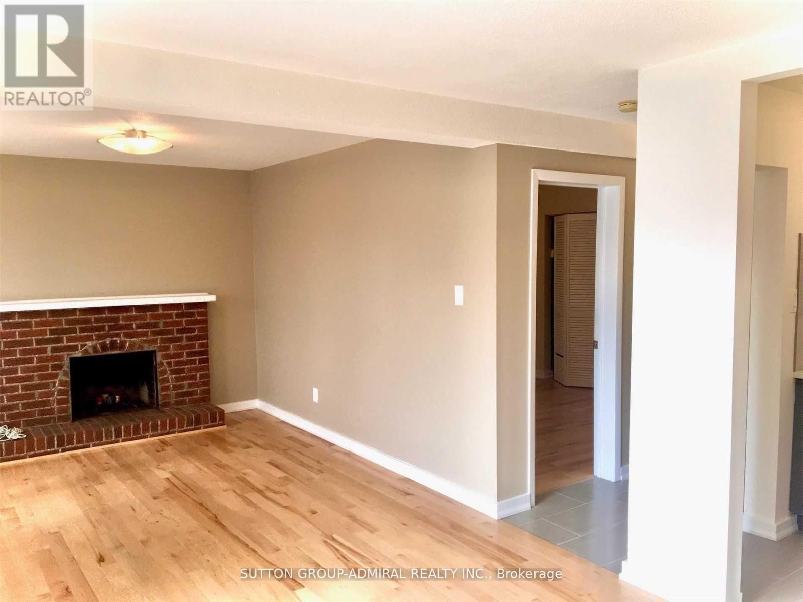 Main Fl - 4 Nootka Crescent, Toronto, Ontario  M2H 2X6 - Photo 17 - C13042838