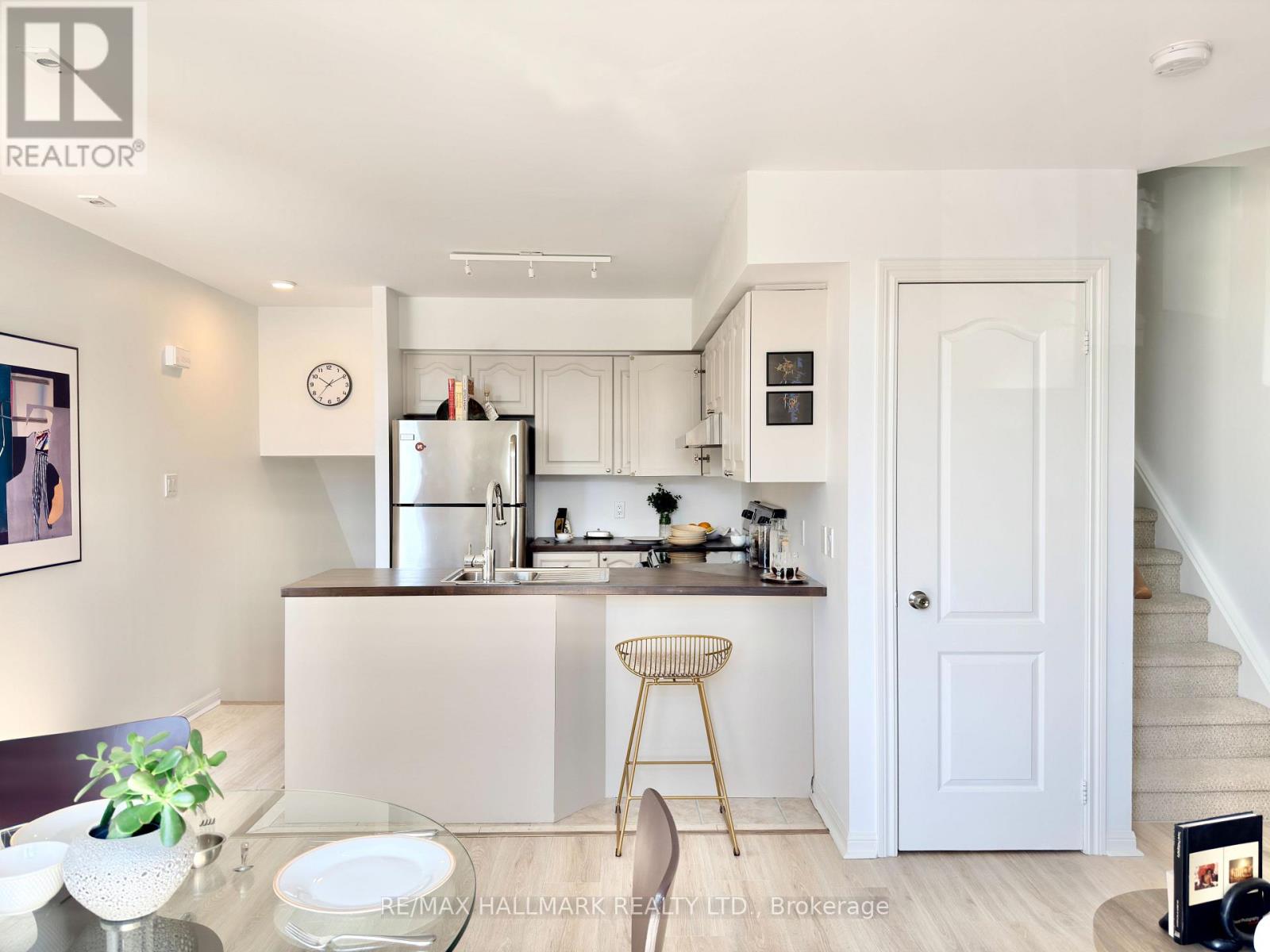 2705 - 27 SUDBURY STREET, Toronto, Ontario