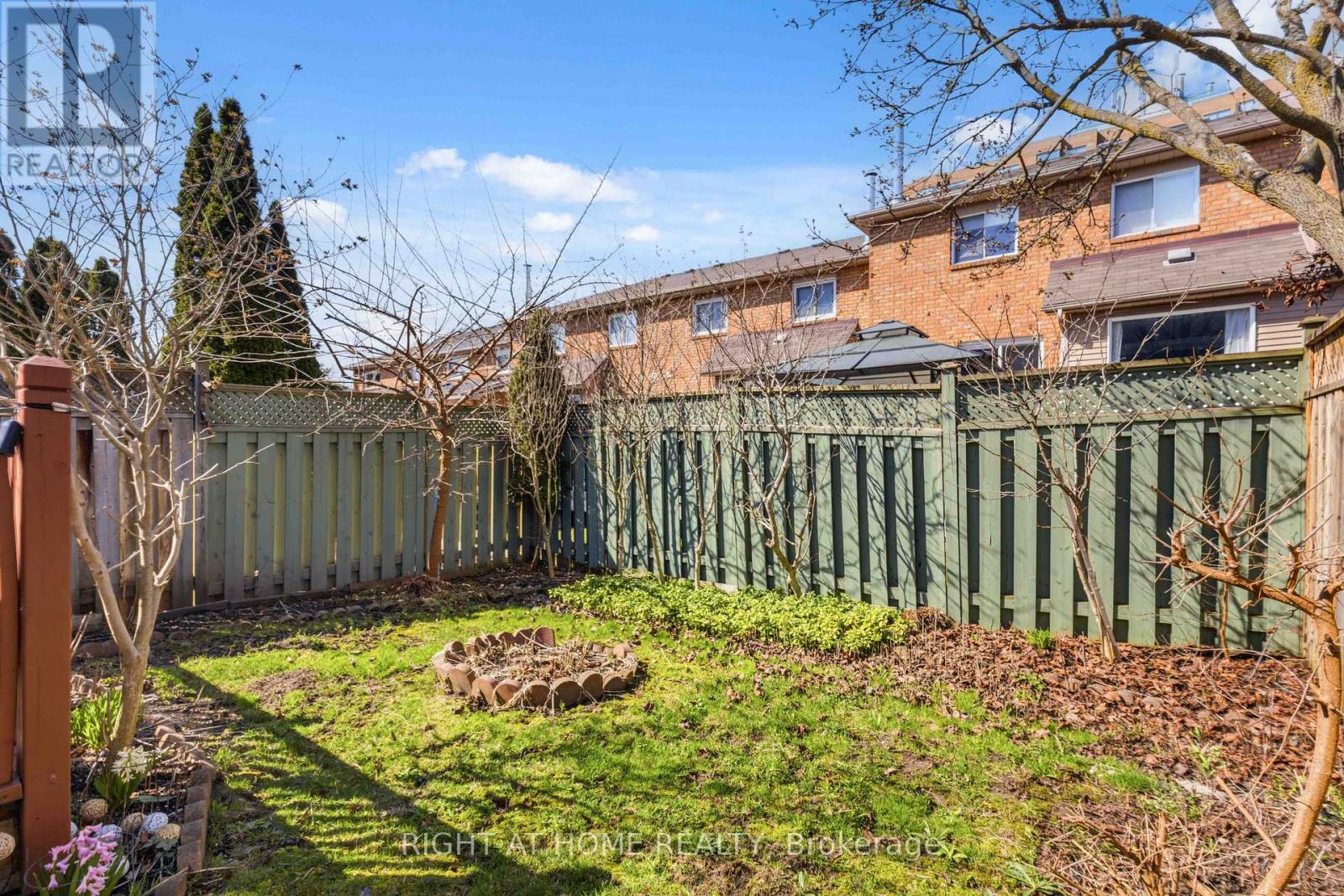 39 Davies Crescent, Whitby, Ontario  L1N 8X4 - Photo 28 - E13042800