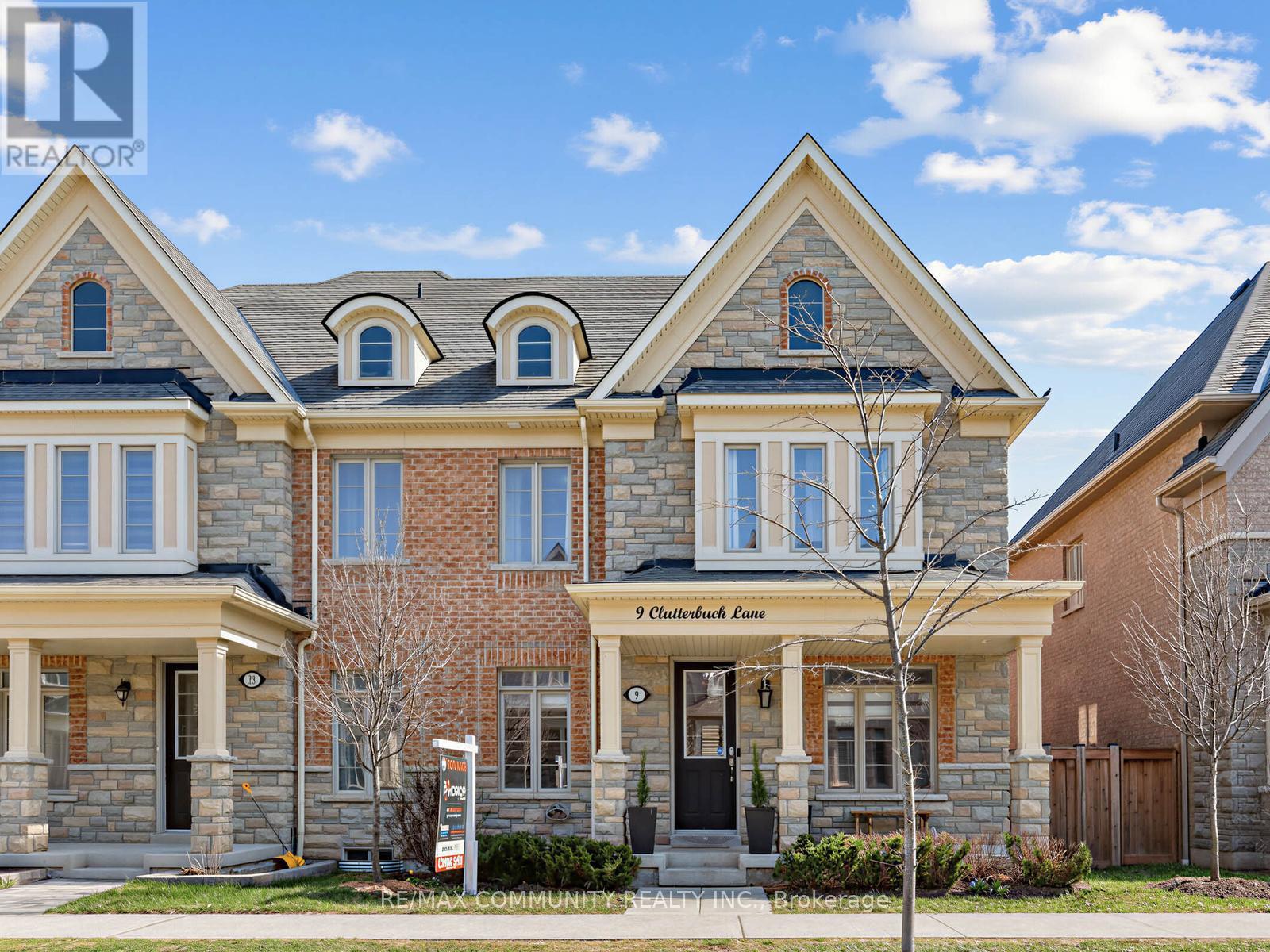 9 CLUTTERBUCK LANE, Ajax, Ontario