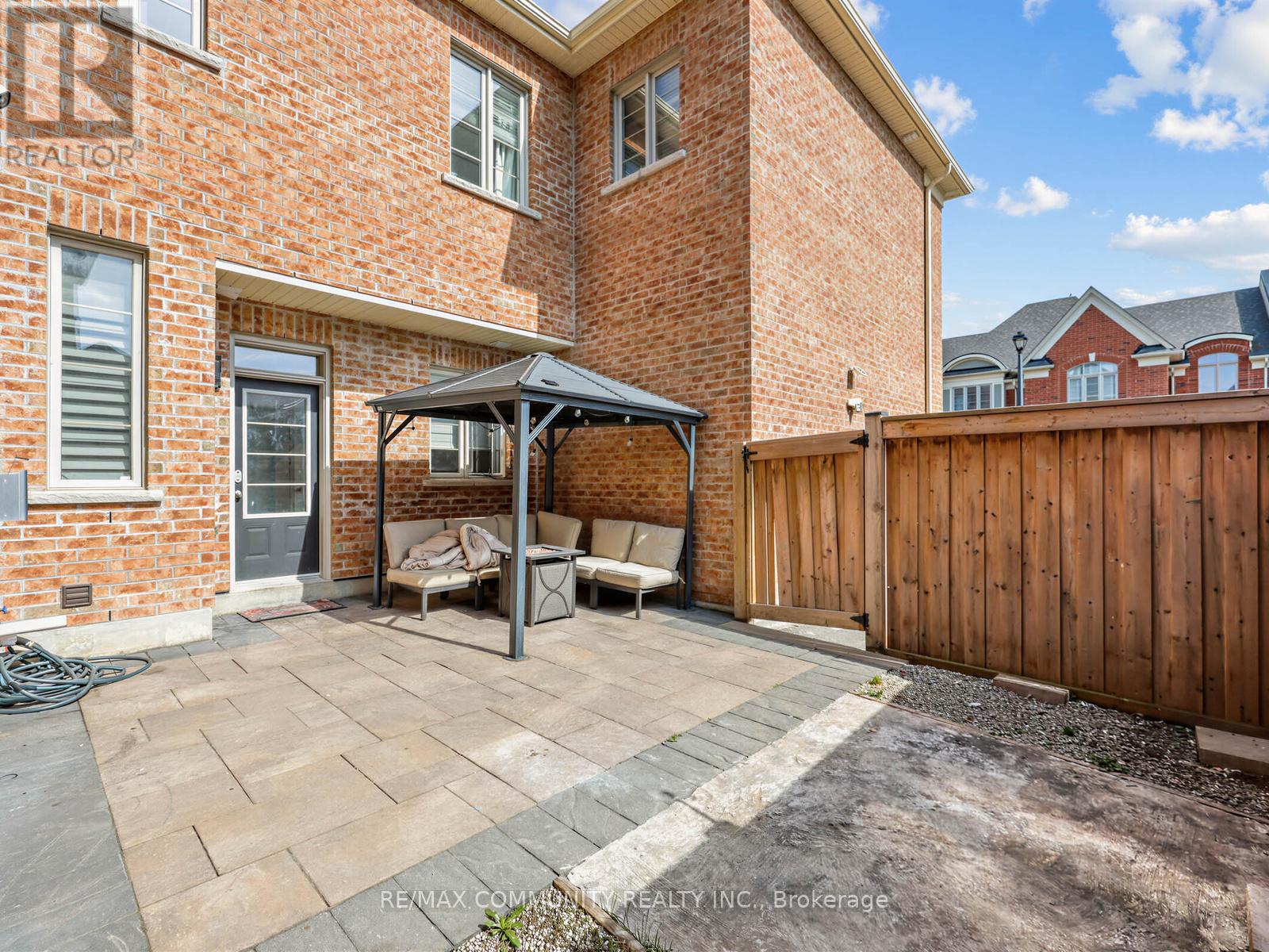 9 Clutterbuck Lane, Ajax, Ontario  L1T 0N6 - Photo 32 - E13042874