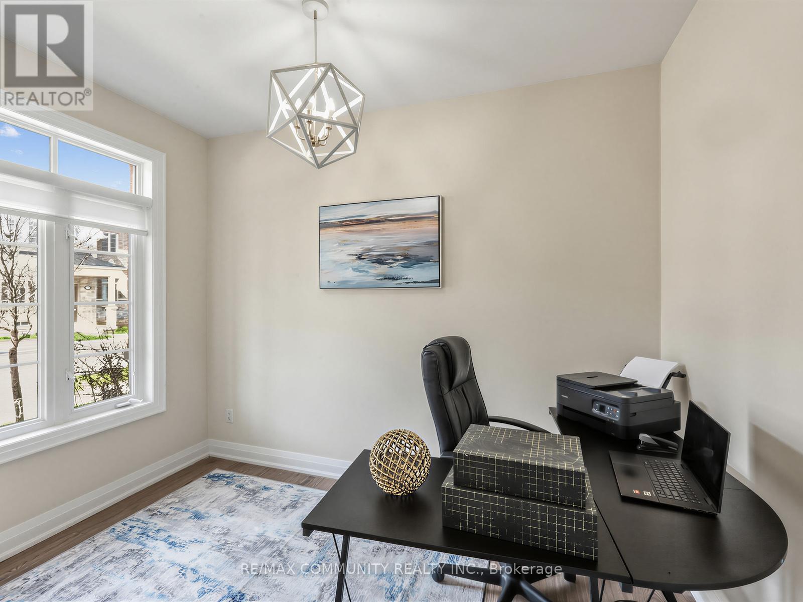 9 Clutterbuck Lane, Ajax, Ontario  L1T 0N6 - Photo 6 - E13042874