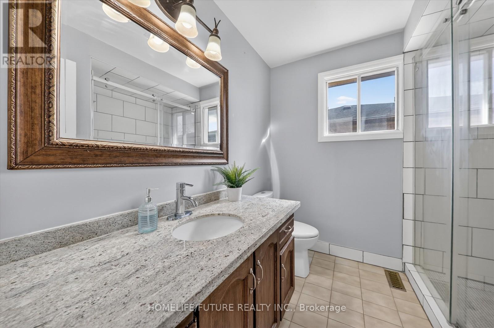 2 Lovel Avenue, Toronto, Ontario  M1B 2M5 - Photo 33 - E13042888