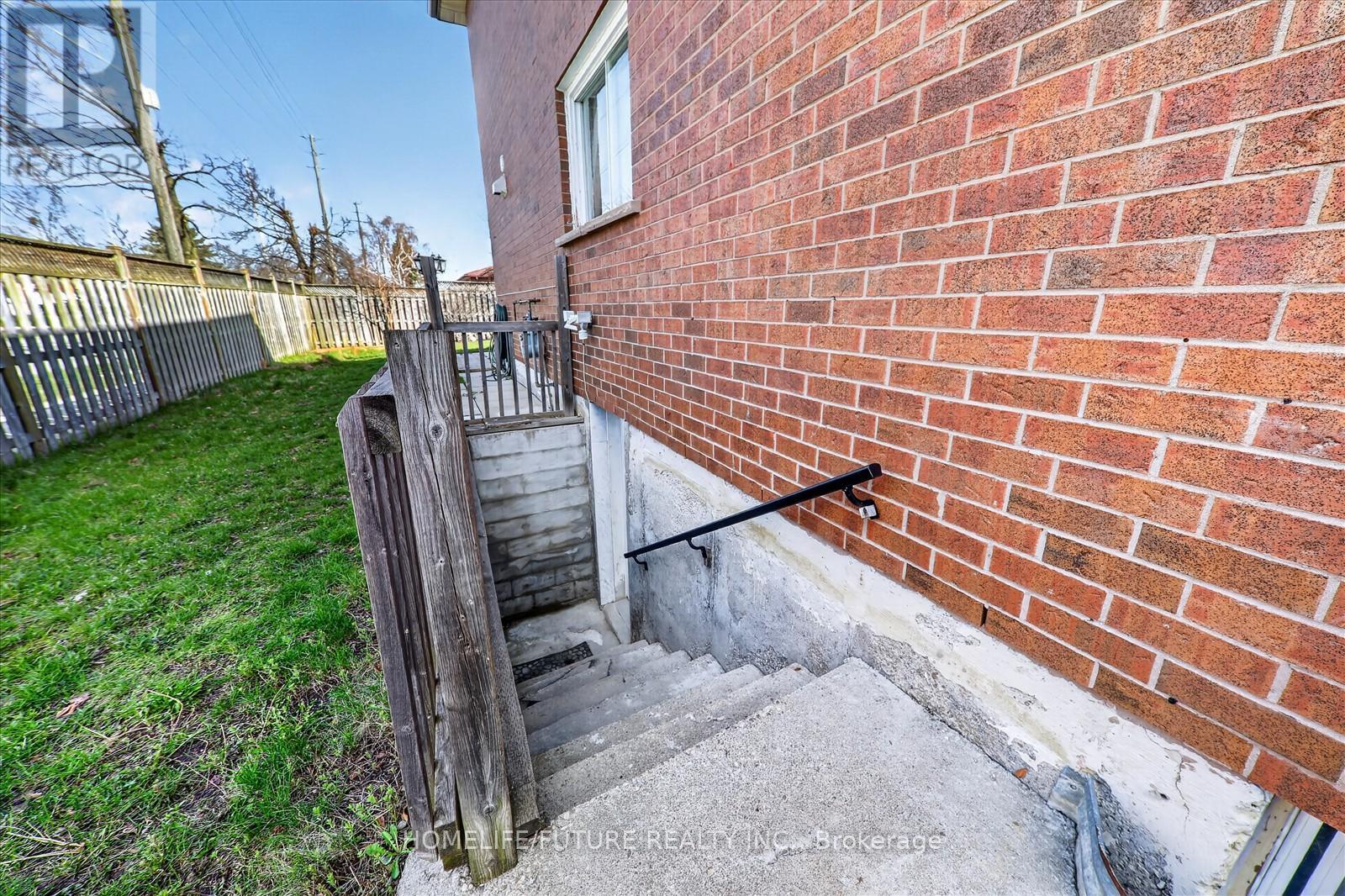 2 Lovel Avenue, Toronto, Ontario  M1B 2M5 - Photo 42 - E13042888