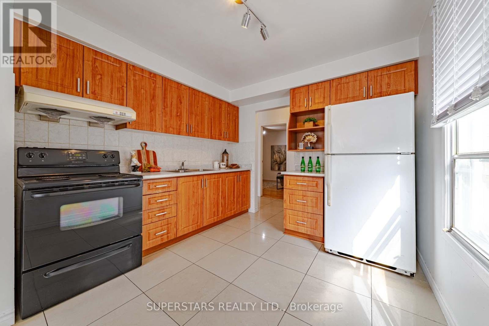 135 Appleby Crescent, Markham, Ontario  L3R 4L1 - Photo 6 - N13042886