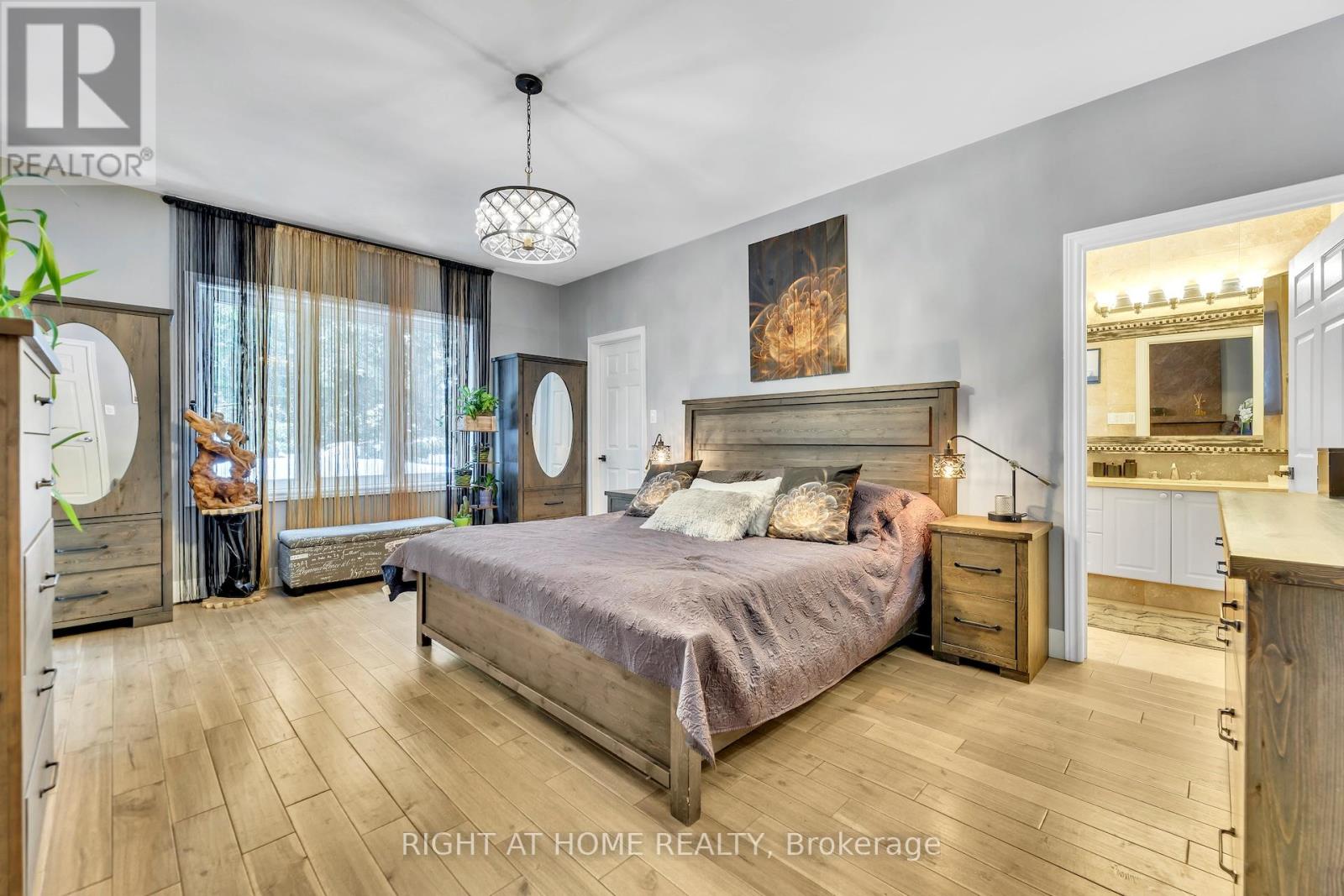 600 Henderson Drive, Aurora, Ontario  L4G 5R1 - Photo 18 - N13042900