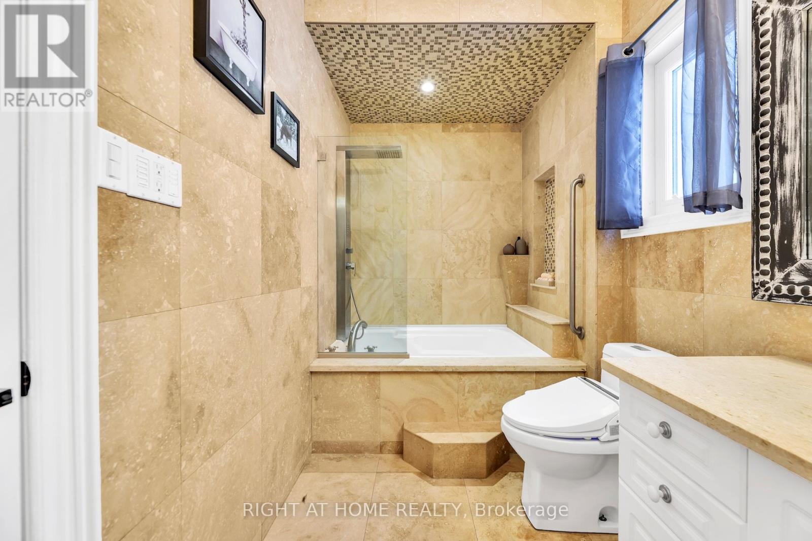 600 Henderson Drive, Aurora, Ontario  L4G 5R1 - Photo 21 - N13042900