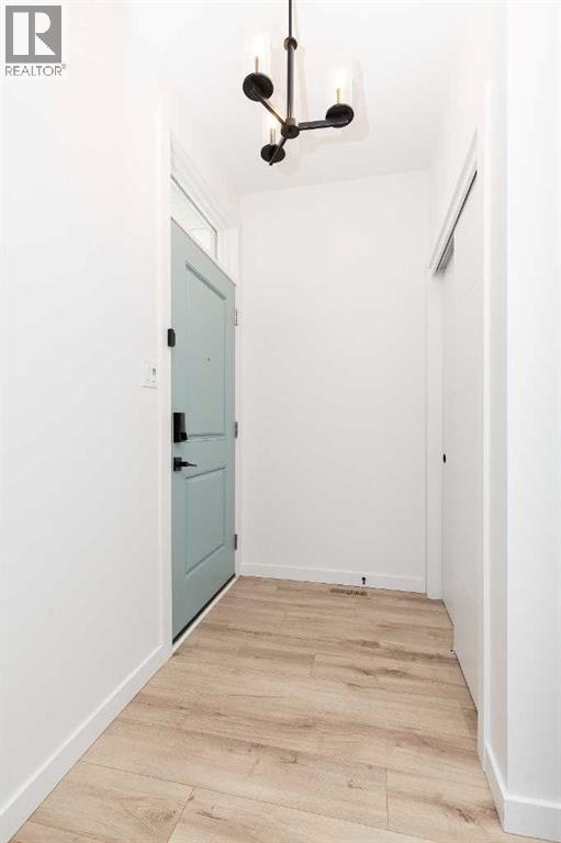 1180 Coalbrook Place W, Lethbridge, Alberta  T1J 5W7 - Photo 3 - A2295440