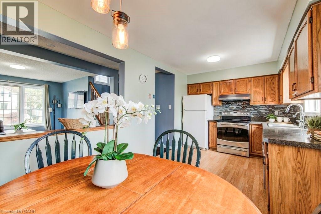 633 Grange Crescent, Waterloo, Ontario  N2T 2L9 - Photo 15 - 40818116