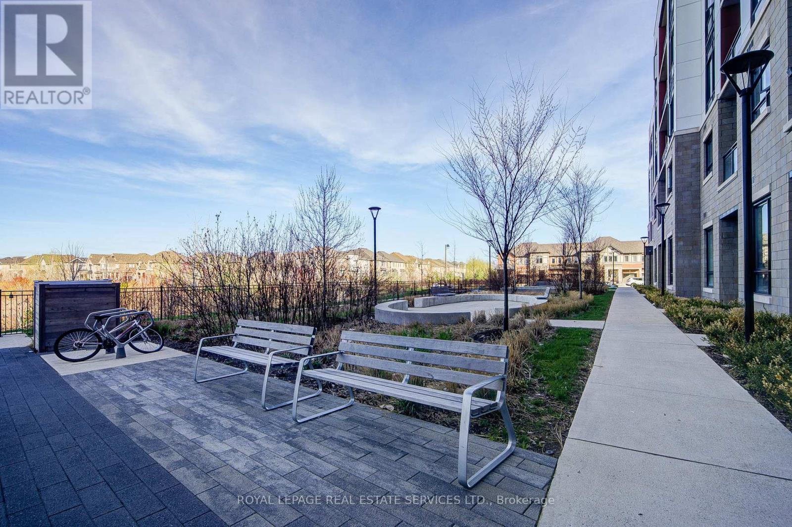 510 - 3265 Carding Mill Trail, Oakville, Ontario  L6M 0W6 - Photo 6 - W13042824